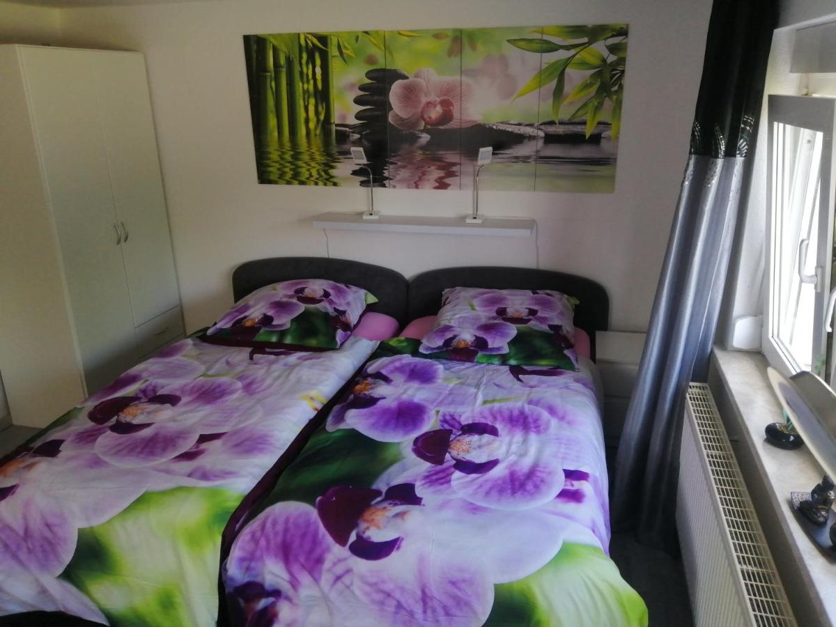 Kleines Apartement Zwischen Ega Und Messe Erfurt Exteriör bild
